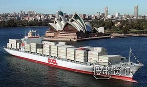 沪东中华8888箱船主机吊装提速