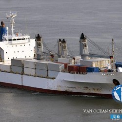 冷藏船 出售12734吨冷藏船