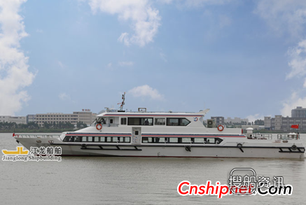 江龙船舶150客位铝玻复合高速客船试航