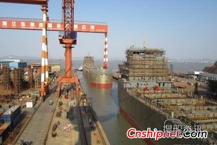东海岸船业2艘大湖型散货船下水
