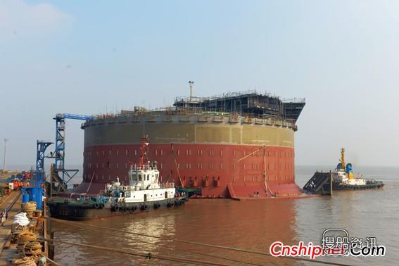 中远船务“希望6号”顺利拖拉接载下水