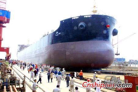 口岸船舶51000吨散货船TC0302下水