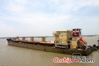 江东船厂厂2#35000吨船离厂海试