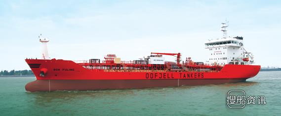 川船重工9000吨不锈钢化学品船成功试航