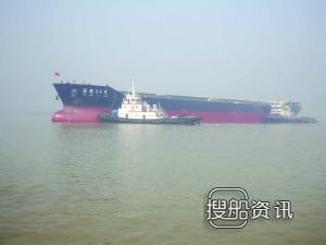 海川船厂3万吨船通过三江营夹江大桥
