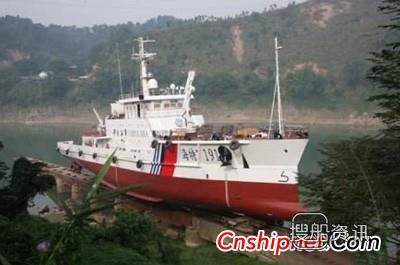 中船桂江溢油应急回收船下水
