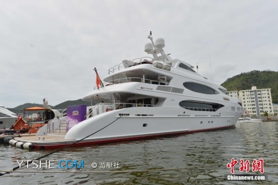 揭秘海天盛筵上的豪华游艇:共4层 价值3亿
