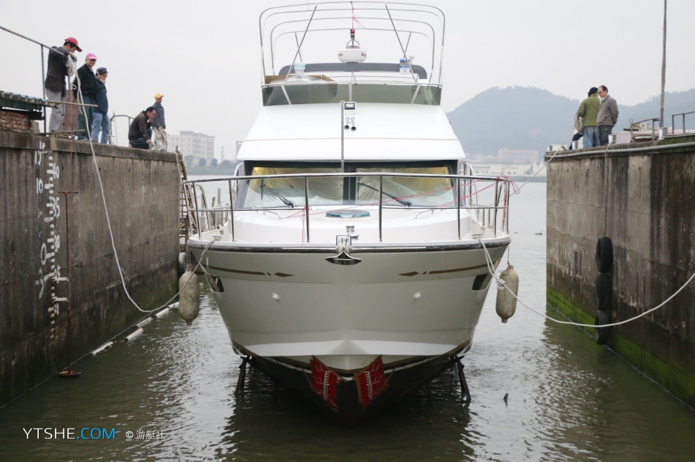 精艇游艇网 美斯游艇Maxi 45A又一新艇下水