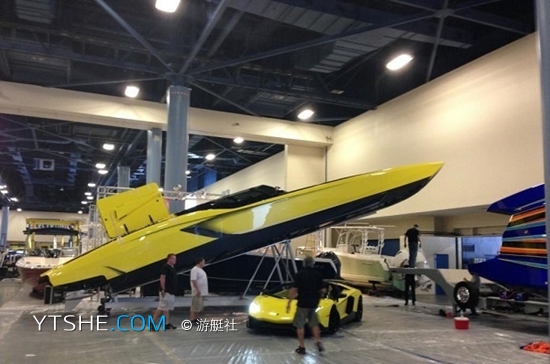 兰博基尼快艇 兰博基尼车主打造Aventador 50周年款快艇