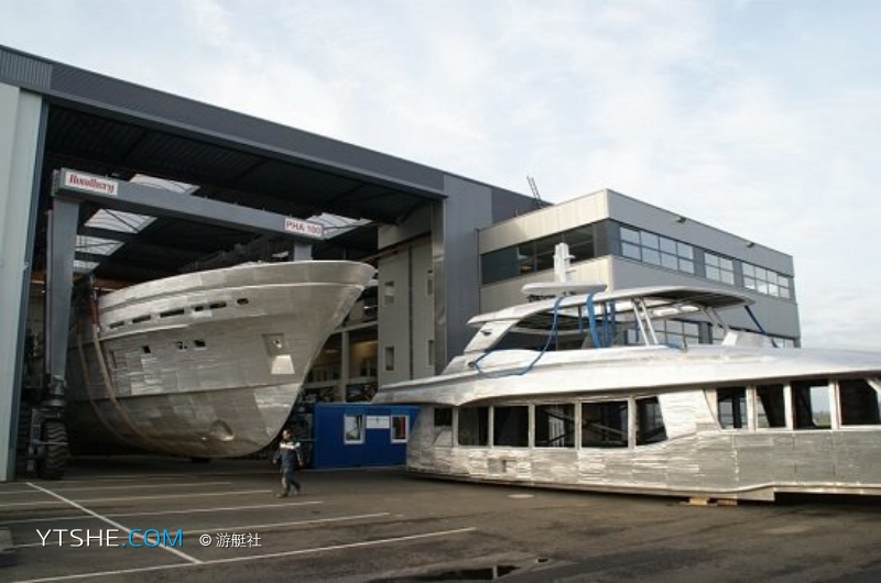 即将完工 Mulder 94 Voyager即将完工