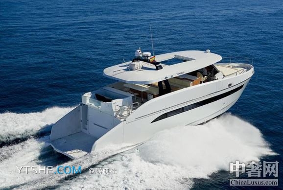 动力艇 Astondoa 63TOP Deck 获2014欧洲年度动力艇奖提名