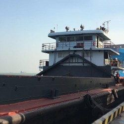 目前最大的集装箱船 出售2443吨集装箱船