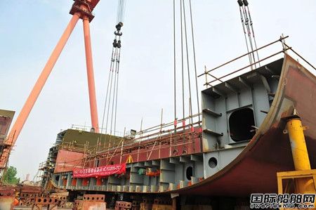 扬子江船业三厂区两天完成四大节点