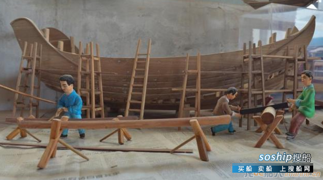 七旬老人成船模“高手”