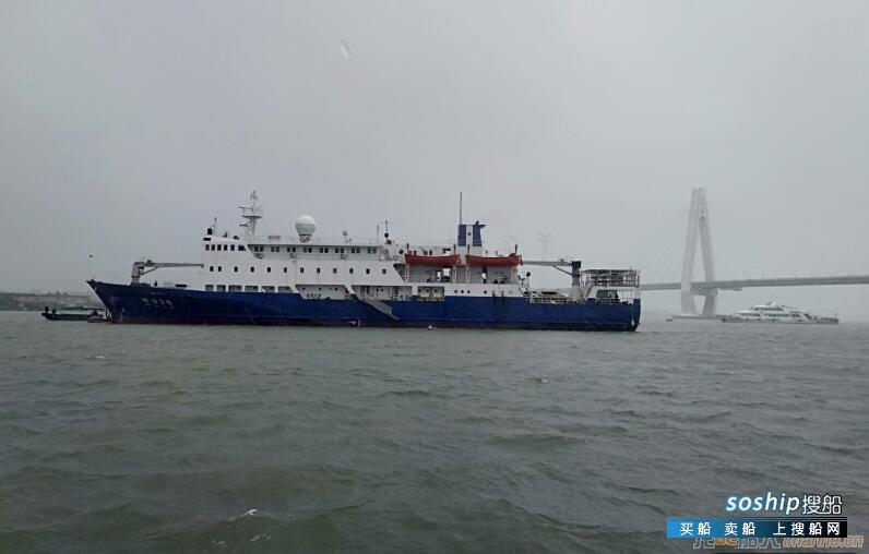 受台风“韦帕”影响“琼沙3号”客船搁浅