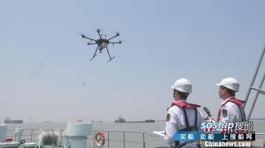 上海海事局无人机查获全国首起在航船舶使用高硫燃油案件