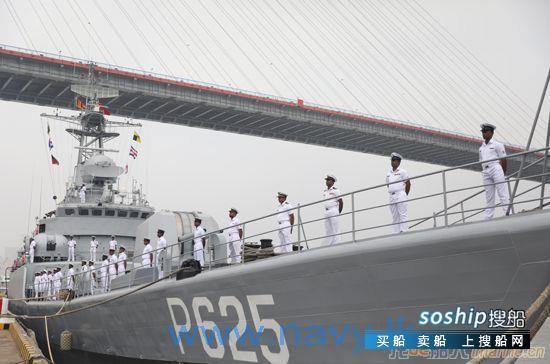 中国援赠护卫舰入列斯里兰卡海军