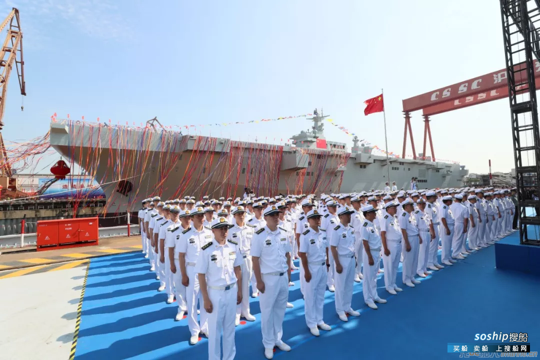我国075型两栖攻击舰首舰今日举行下水仪式