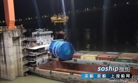 江源化机与三菱造船合作交付两台脱硫塔