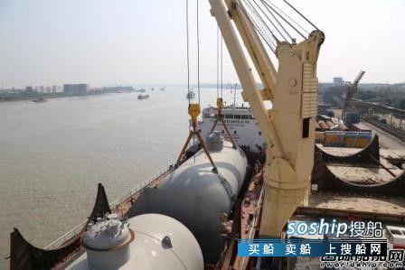 中远海运特运实现重吊船“运输+安装”LPG罐全满贯