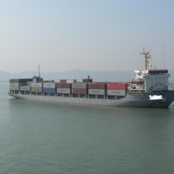 出售10818吨集装箱船