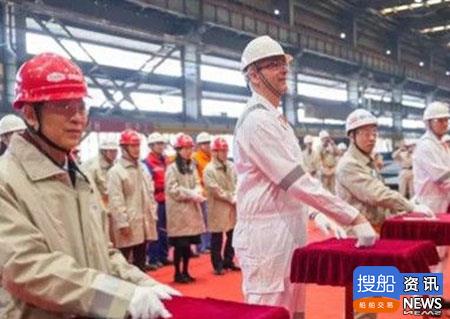 世界最大新型海上浮式生产储油装置在外高桥开工