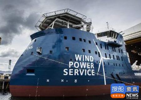 全球首艘“双头”海工船下水