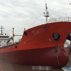 售6700吨一级成本油船