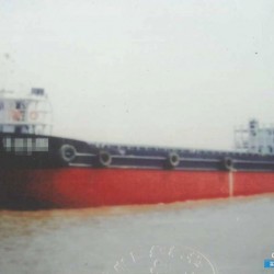 出售2006年1800吨集装箱船