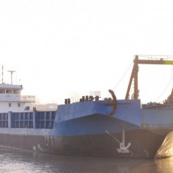出售2015年2200吨沿海自航驳船