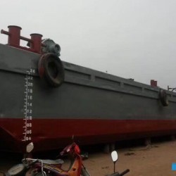 出售1400吨无动力驳船
