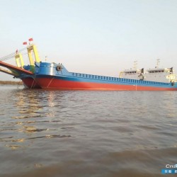 新建2700吨甲板货船