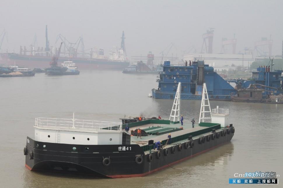 2013年造54米外贸甲板驳船