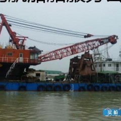8立方抓斗挖泥船出售带夯锤图1