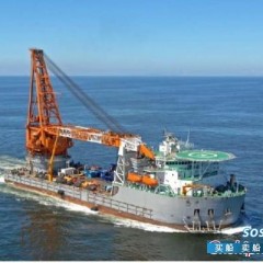 200吨-1300吨浮吊船租赁图1