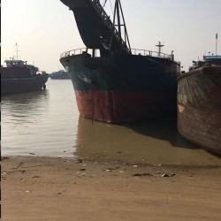 3771吨沿海航区自卸沙船出售