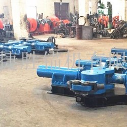 60KN.m船用拨叉式液压舵机