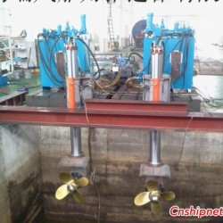 甲板组合式船舶推进器/悬挂桨