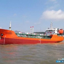 出售15800吨原油船