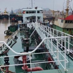 转让1300吨内河双主机油船