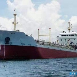 出售3900吨原油船