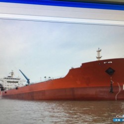 出售3917吨油船