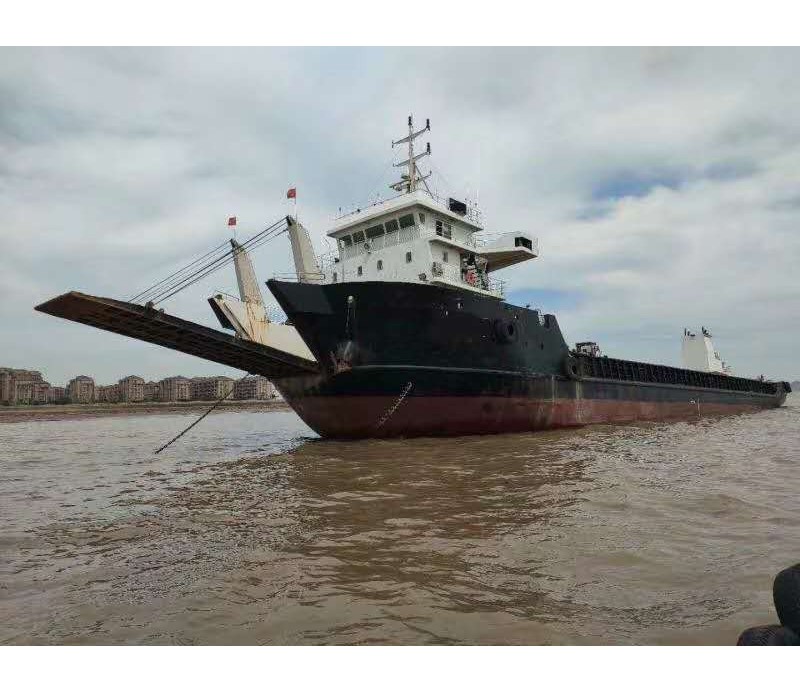出售2015年造2010吨沿海前驾甲板货船