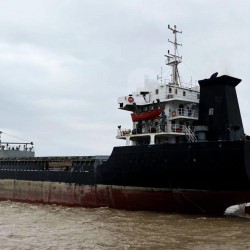 最新个人船舶出售内河 出售9002吨散货船