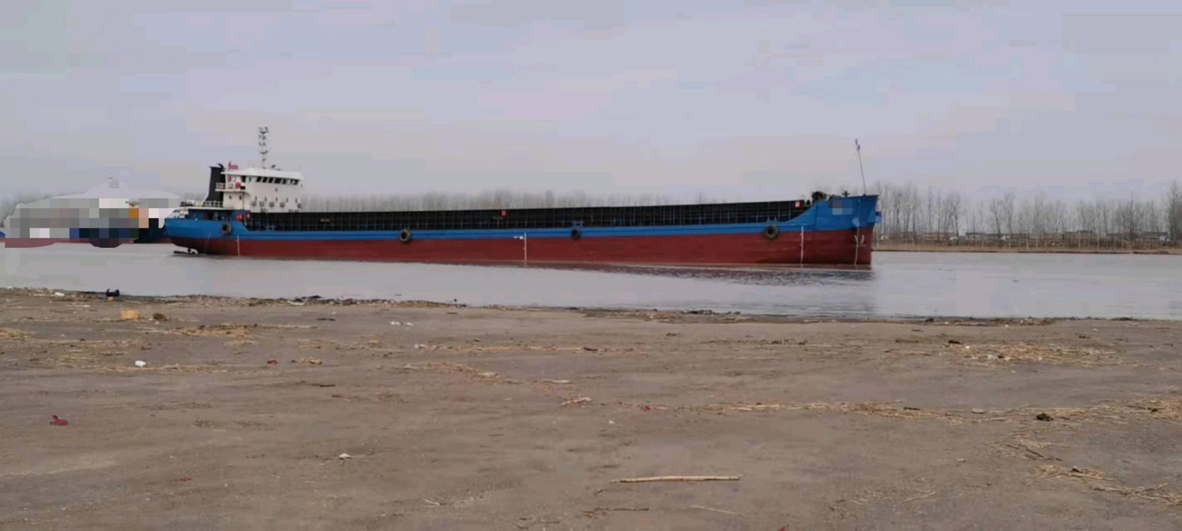 出售/出租：2009造3000吨沿海后驾甲板船