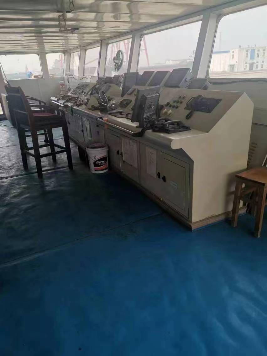 低价出售：5000吨在航甲板货船 For sale: 5000T deck cargo ship, made in Zhejiang, China in 2015. 建造地址：中国 浙江 建造年份：2