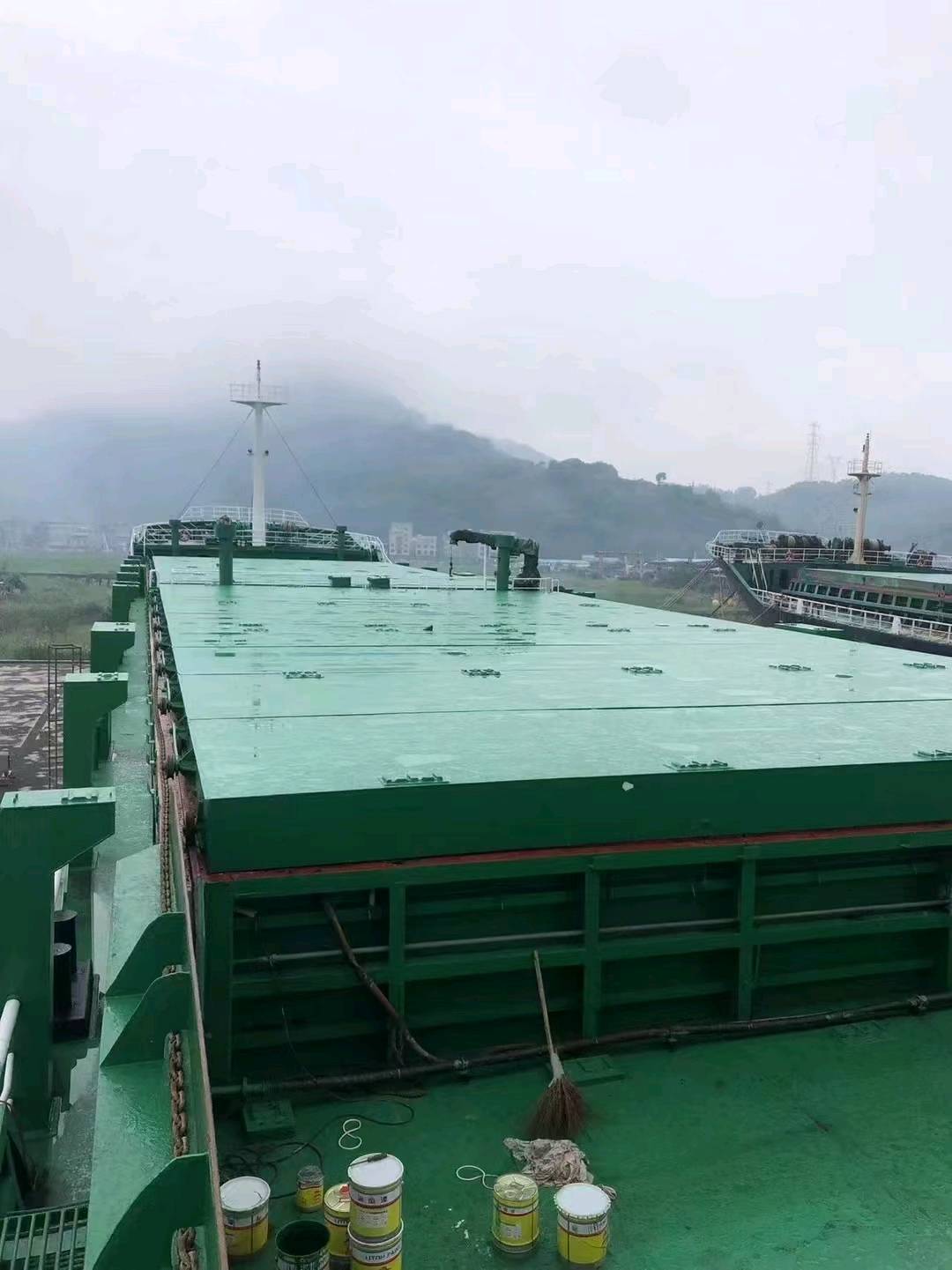 出售5500吨多用途船