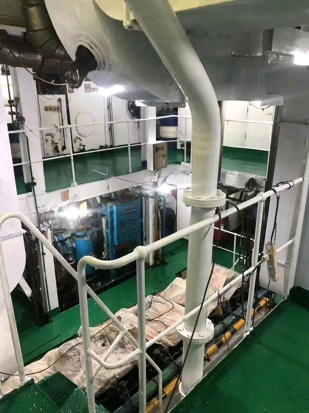 出售5500吨多用途船