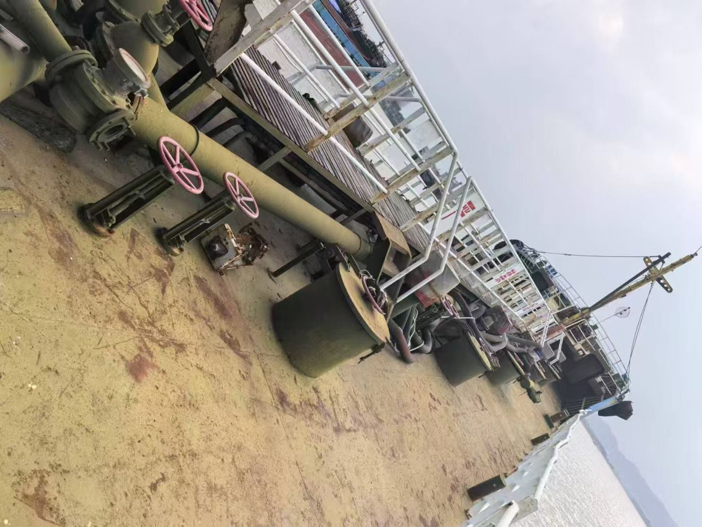 出售550吨油轮、主机6200.950马力 - 图片 2