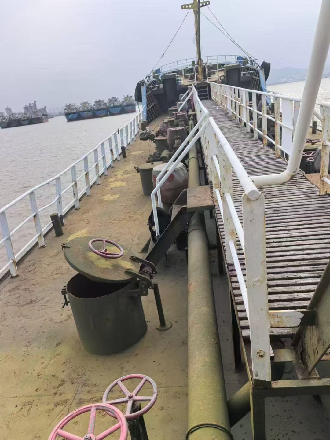 出售550吨油轮、主机6200.950马力 - 图片 3